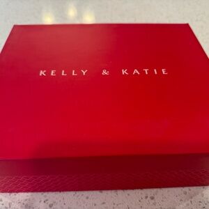Kelly & Katie Red Shoe Box
